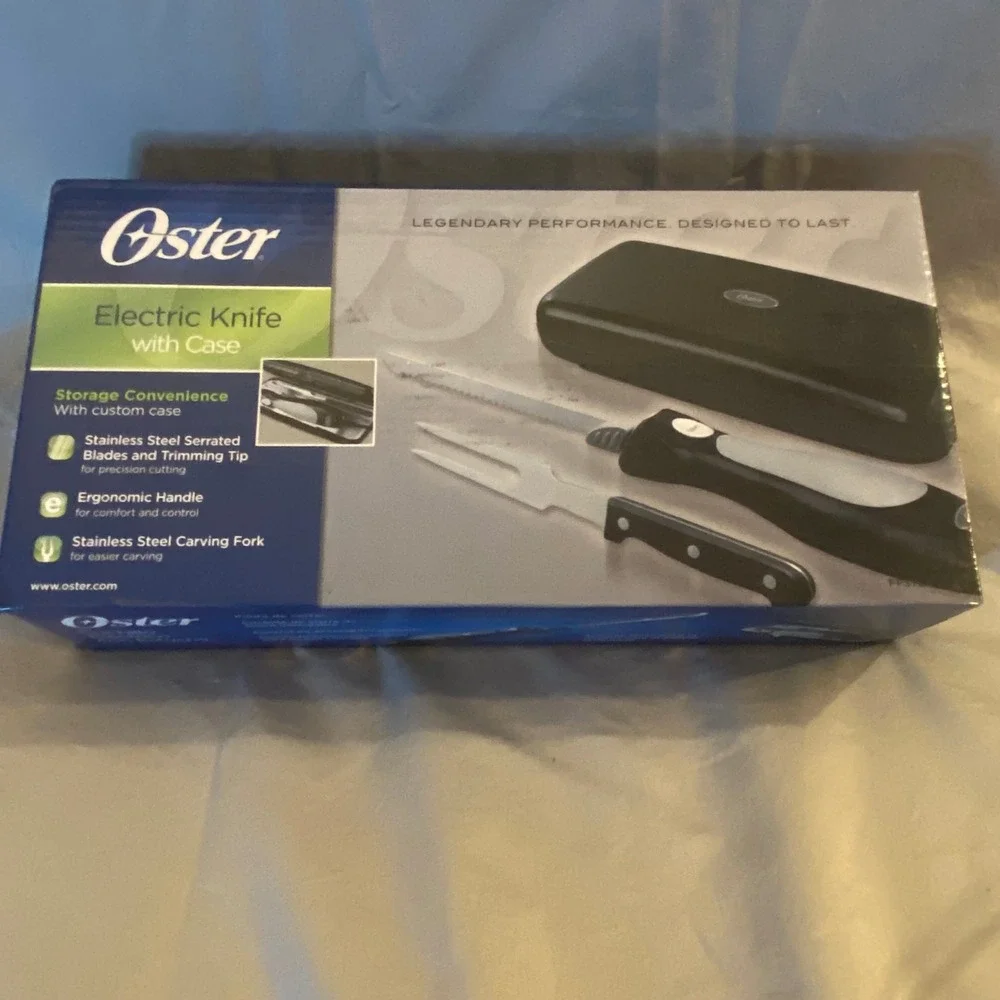Oster Electric Carving Knife with Case NIB Stainless Steel Blades Fork